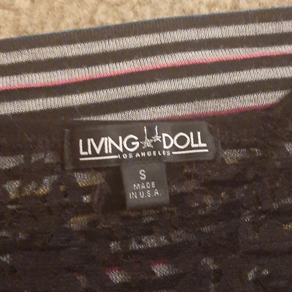 Shirt - Picture 3 of 3